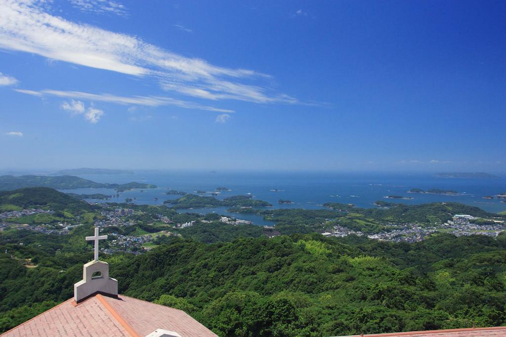 Yumihari-No-Oka Hotel Sasebo Exterior photo